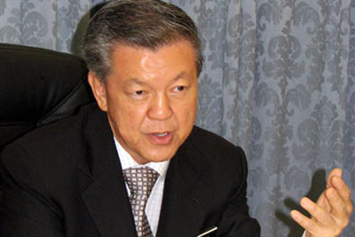 Dr. Chua is not exactly young. Dr. Chua is not exactly young.