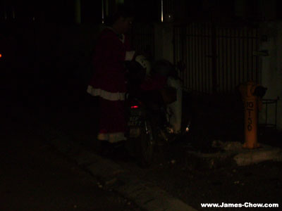 Santa's 'Sleigh' Santa's 'Sleigh'